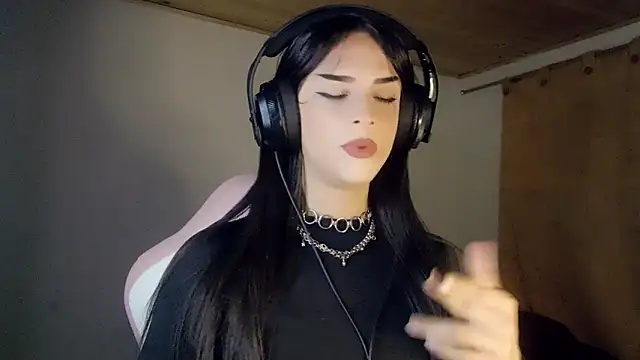 Snapshot of Dollbehavior_ chatting on 2, 2, 2026 Dollbehavior online show from 2, 2, 2026