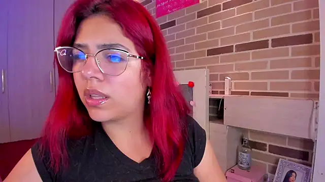 Snapshot of Rousse_Collinss chatting on 18, 12, 2024 Rousse Collinss online show from 18, 12, 2024