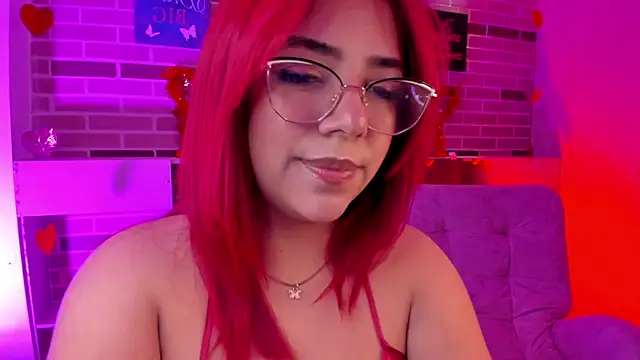 Snapshot of Rousse_Collinss chatting on 21, 2, 2025 Rousse Collinss online show from 21, 2, 2025