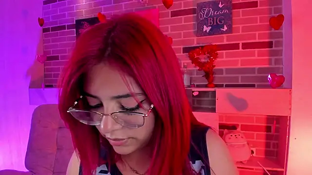 Snapshot of Rousse_Collinss chatting on 25, 2, 2025 Rousse Collinss online show from 25, 2, 2025