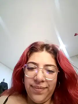 Snapshot of Rousse_Collinss chatting on 8, 2, 2026 Rousse Collinss online show from 8, 2, 2026