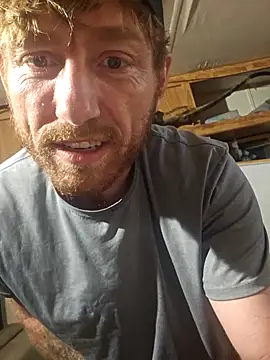 Snapshot of Snowwisss chatting on 6, 10, 2025 Snowwisss online show from 6, 10, 2025