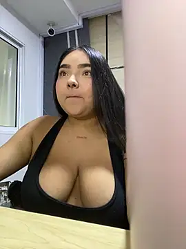 little lissiee online show from 8, 10, 2025