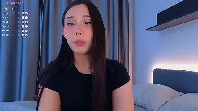 Snapshot of Kaia_Sunshine_Mia chatting on 29, 6, 2026 Kaia Sunshine Mia online show from 29, 6, 2026