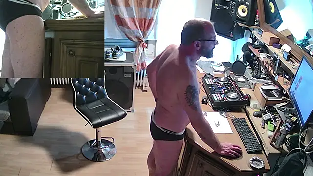 Snapshot of rosaeichel chatting on 12, 2, 2026 rosaeichel online show from 12, 2, 2026