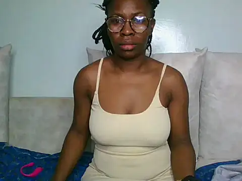 Snapshot of lisaa544 chatting on 22, 9, 2025 lisaa544 online show from 22, 9, 2025