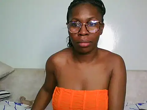 Snapshot of lisaa544 chatting on 29, 9, 2025 lisaa544 online show from 29, 9, 2025
