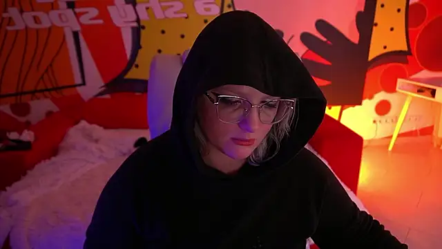 CoolTatis online show from 2, 2, 2026