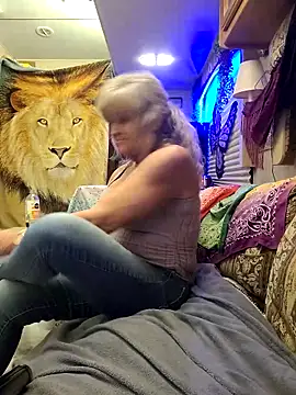 annika lately online show from 19, 11, 2025