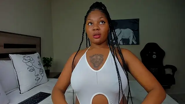 Renee-18 online show from 30, 10, 2025