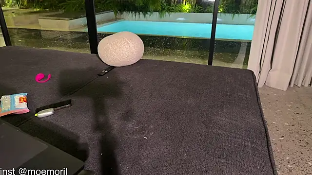 Golden Aline online show from 22, 2, 2026