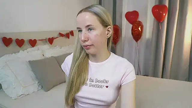 Snapshot of Cassie_Kelman chatting on 14, 2, 2026 Cassie Kelman online show from 14, 2, 2026