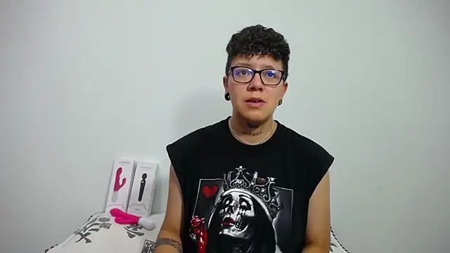 Snapshot of alex_noa chatting on 27, 2, 2025 alex noa online show from 27, 2, 2025