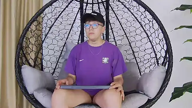 Snapshot of alex_noa chatting on 15, 11, 2025 alex noa online show from 15, 11, 2025