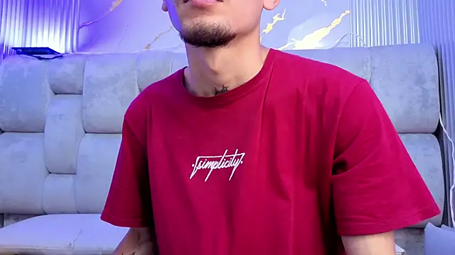 kendalltaylorr online show from 2, 10, 2025