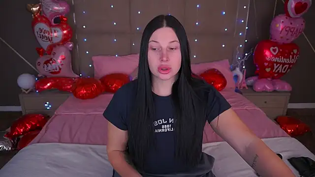 ArianaDarkk online show from 12, 2, 2026