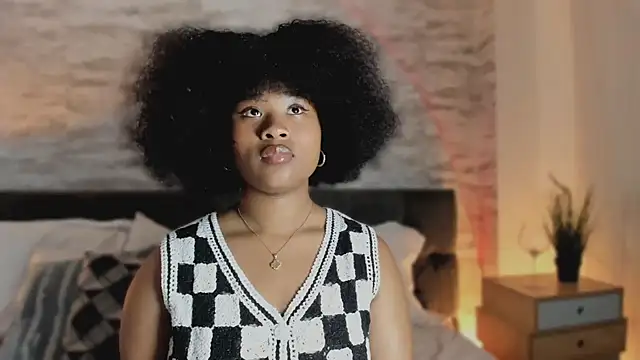 Anneth  M online show from 5, 11, 2025