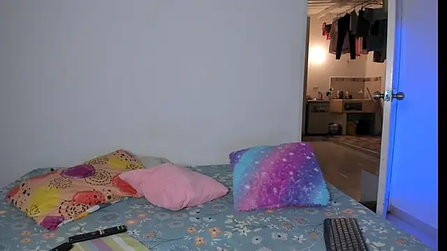 thamara26 online show from 11, 2, 2026