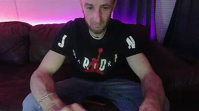 Snapshot of HungStud4You chatting on 23, 2, 2025 HungStud4You online show from 23, 2, 2025