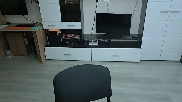 angryzan online show from 13, 1, 2026