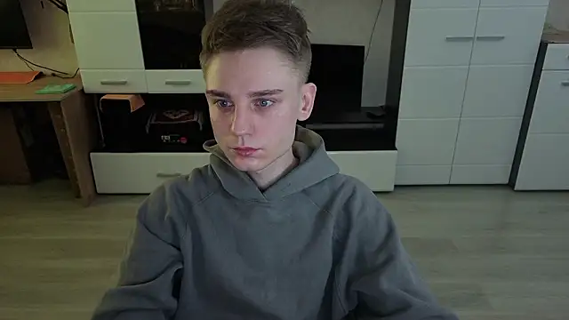 angryzan online show from 19, 2, 2026