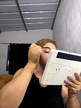 Snapshot of Sofia_Queen17 chatting on 4, 10, 2025 Sofia Queen17 online show from 4, 10, 2025