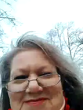 Snapshot of Snezhana chatting on 2, 5, 2026 Snezhana online show from 2, 5, 2026