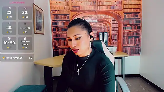 khiara moretti online show from 28, 12, 2024