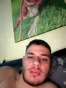 Snapshot of oscar_sweet22 chatting on 22, 10, 2025 oscar sweet22 online show from 22, 10, 2025