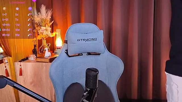 HARU-outdoor-x online show from 17, 2, 2026