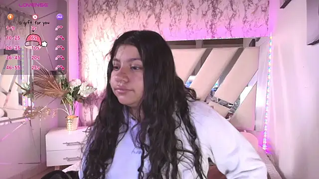 Miaa Smiith1 online show from 15, 12, 2024