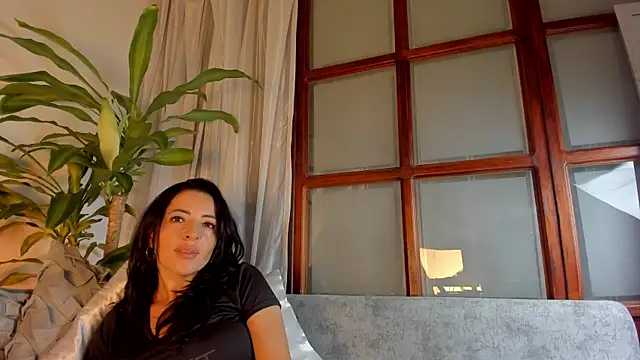 Capriijonesxxx online show from 9, 2, 2025
