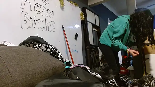 watermellonpussy online show from 4, 12, 2025