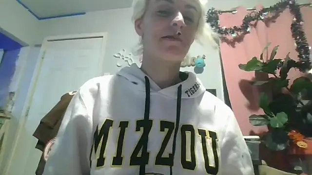 watermellonpussy online show from 24, 2, 2026