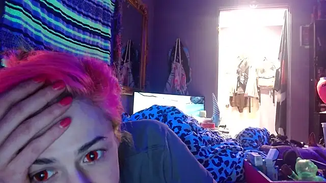 watermellonpussy online show from 27, 5, 2026