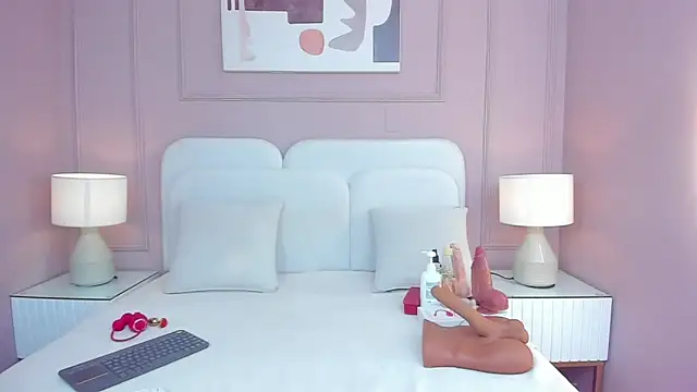 Snapshot of Sara_Vanegas chatting on 28, 11, 2025 Sara Vanegas online show from 28, 11, 2025