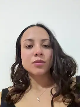 Megan Rodrigo online show from 25, 6, 2026