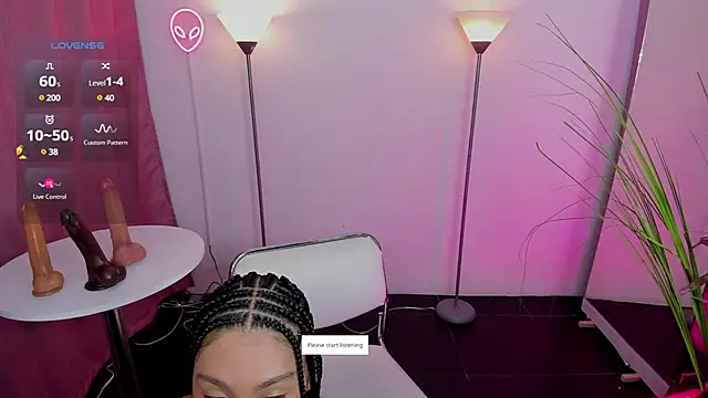 Dayanna tecca online show from 4, 3, 2025