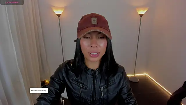 Dayanna tecca online show from 17, 4, 2026