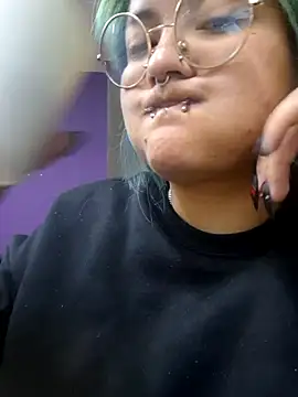 lucky-leah online show from 8, 4, 2026