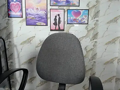 Love bug15 online show from 17, 3, 2025