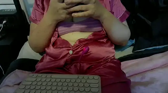 Snapshot of XxxAprilxxX chatting on 6, 2, 2025 XxxAprilxxX online show from 6, 2, 2025