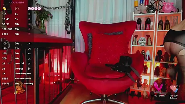 Snapshot of MistressAndre chatting on 1, 4, 2026 MistressAndre online show from 1, 4, 2026