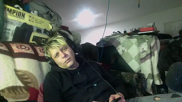 Snapshot of Phelyxx_elgato chatting on 2, 1, 2025 Phelyxx elgato online show from 2, 1, 2025