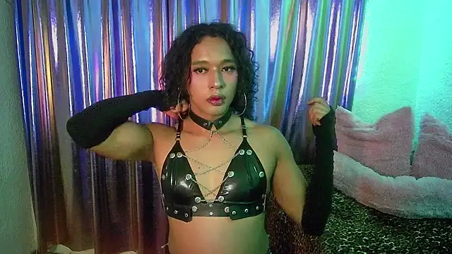 Snapshot of angelsdustxxx chatting on 6, 6, 2026 angelsdustxxx online show from 6, 6, 2026