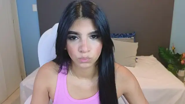 maiaa ruiz online show from 25, 1, 2025