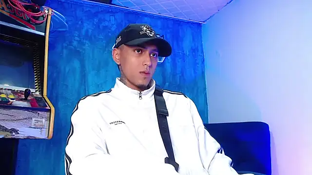 Liam lee online show from 4, 2, 2025