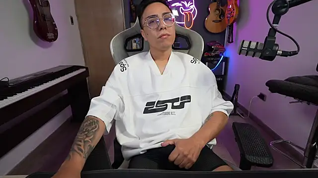 granxarma960 online show from 23, 2, 2025