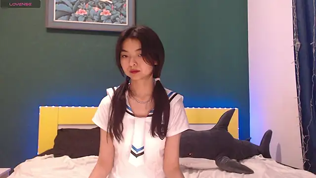 Shy Kira online show from 8, 3, 2026