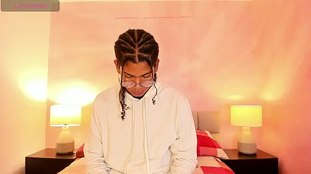 Maxim-Walker online show from 17, 11, 2025